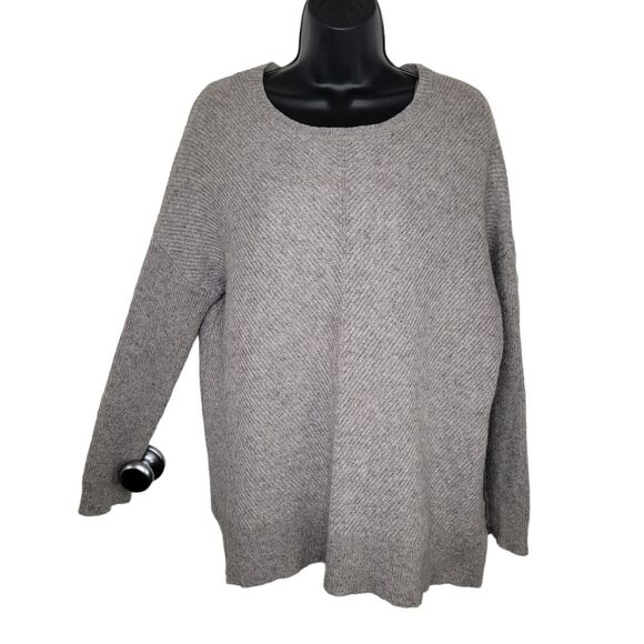 Max Studio wool & yak gray sweater size Medium - Picture 1 of 7